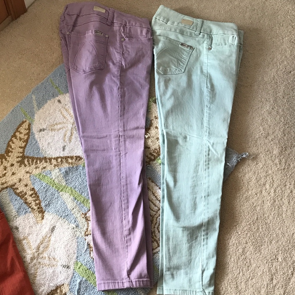 Elegant Women's Skinny Jeans in Lavender and Mint - Picture 2 of 5
